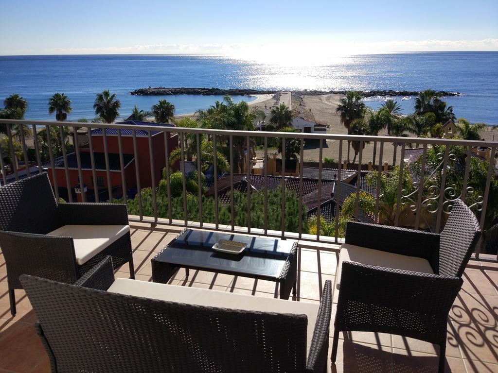 The Terrace Of Puerto Banus Beach Marbella Buitenkant foto