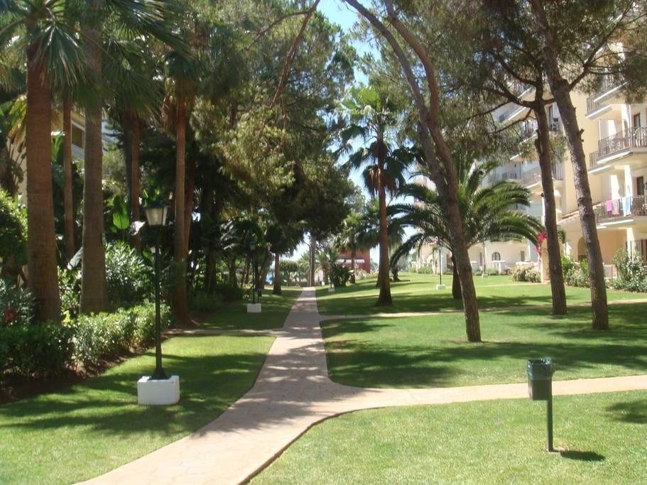The Terrace Of Puerto Banus Beach Marbella Buitenkant foto